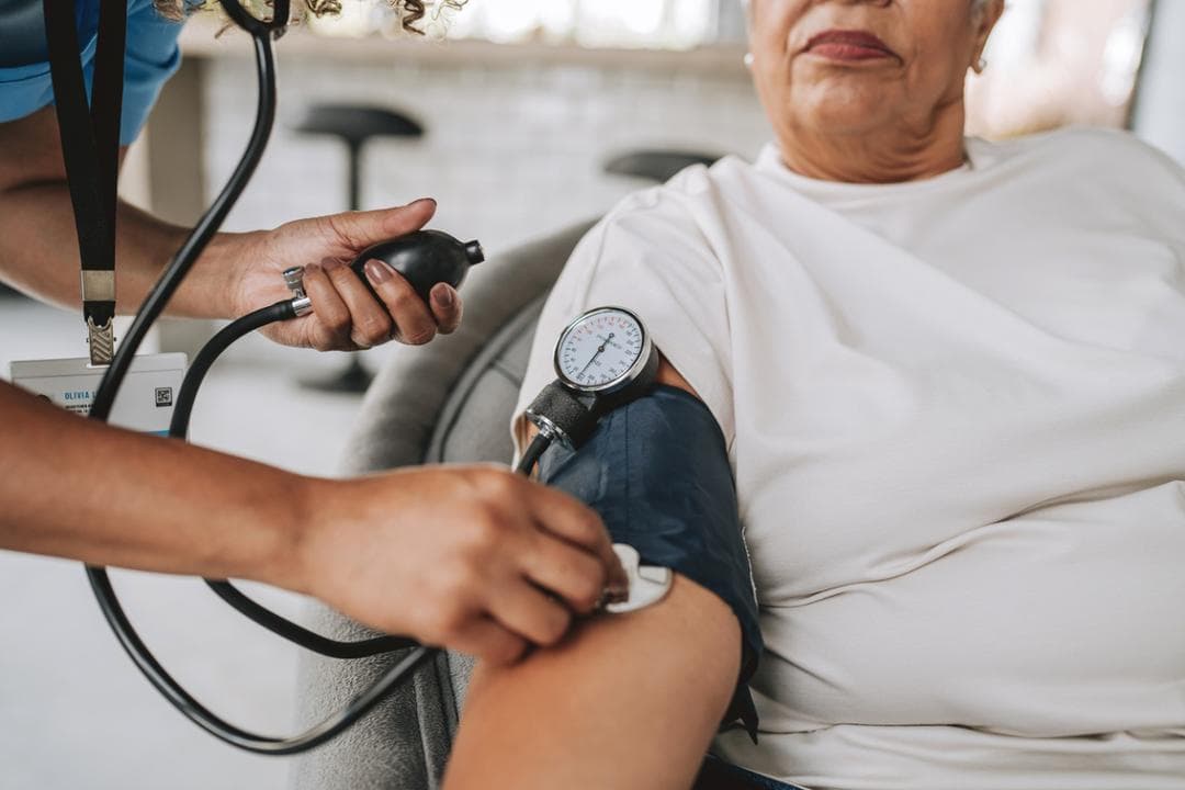 Voici la fascinante piste contre l'hypertension difficile à contrôler explorée par des chercheurs selon une étude prometteuse