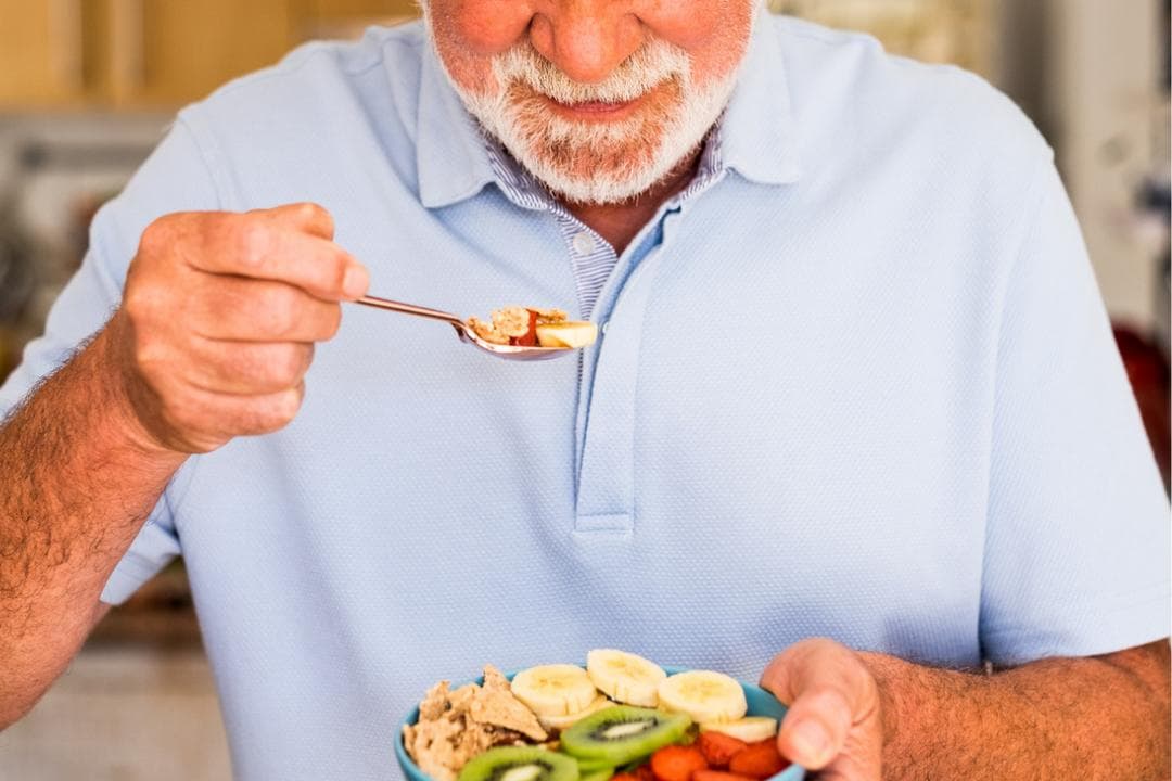 Alzheimer : ce régime alimentaire pourrait freiner le déclin cognitif, selon la science