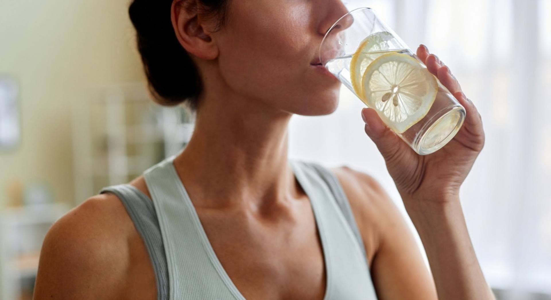 Votre eau citronnée du matin fait-elle vraiment maigrir ?